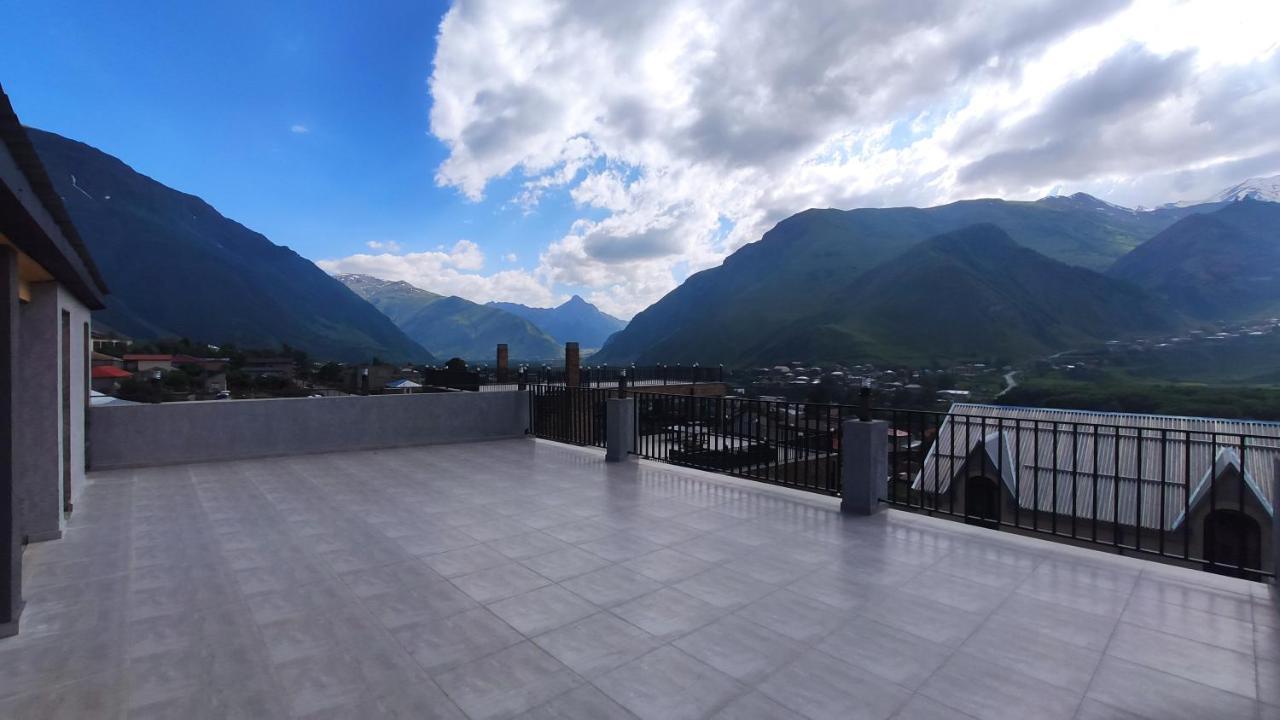 Prime Hotel Kazbegi ภายนอก รูปภาพ